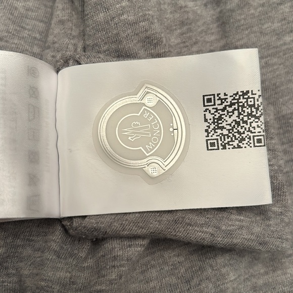 Moncler toddler jacket size 3T - Picture 9 of 14